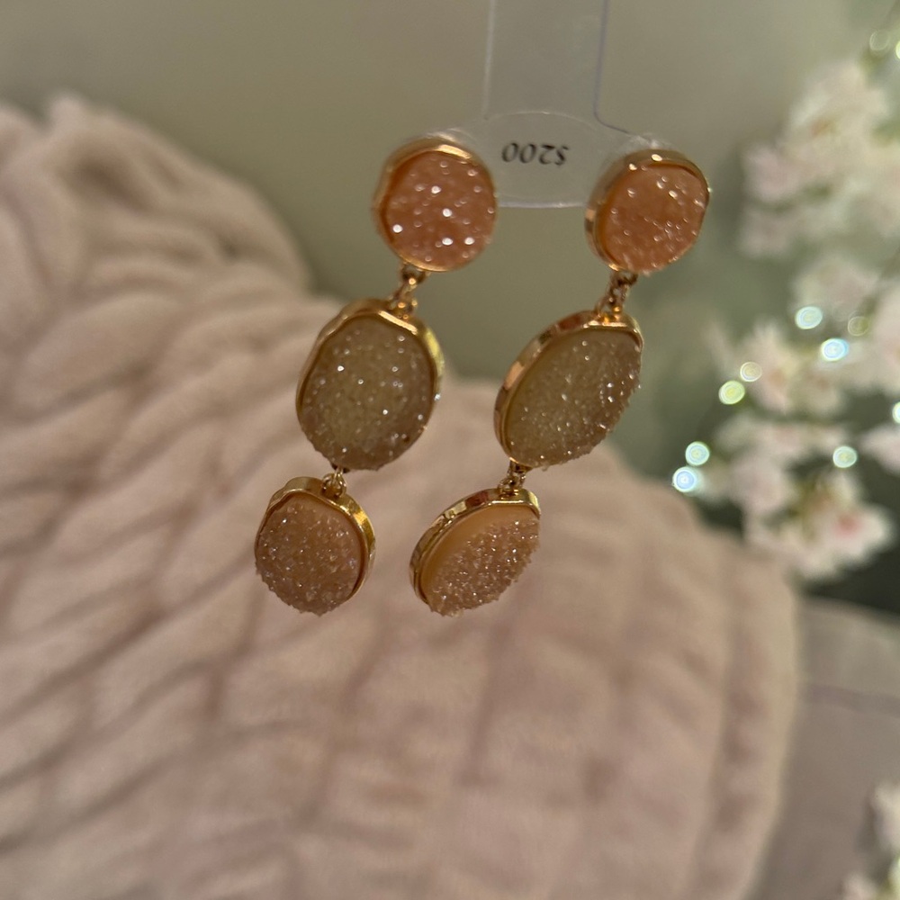 Elegant Gold Dangle Earrings